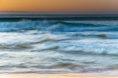 Wamberal 'dan gündoğumunu görüntülemek, merkez kıyısı, NSW, Avustralya.
