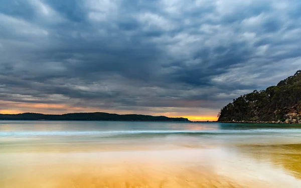 Umina Point Teki Umina Sahili Nden Nsw Avustralya Güneşin Doğuşunu — Stok fotoğraf