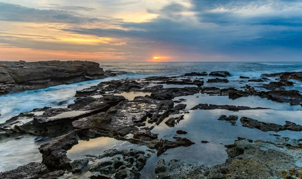 Sunrise Seascape Rocky Headland Taken Norah Head Headland Central Coast — Foto de Stock