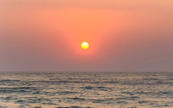 Mglisty Pejzaż Morski Wschodzie Słońca Zrobiony North Avoca Beach Central — Zdjęcie stockowe