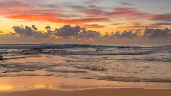 Sunrise Seascape Taken Spoon Bay Wamberal Central Coast Nsw Australia — Stock Photo, Image