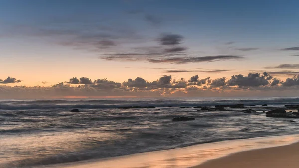 Sunrise Seascape Clouds Spoon Bay Wamberal Central Coast Nsw Australia — Stock Photo, Image