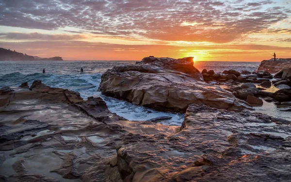 Skaliste Morze Wschodu Słońca Zrobione Avoca Beach Central Coast Nsw — Zdjęcie stockowe