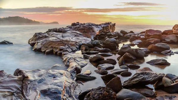 Felsiger Sonnenaufgang Avoca Beach Central Coast Nsw Australien — Stockfoto