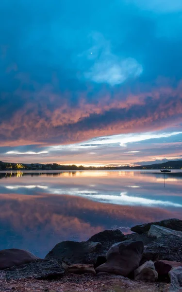 Colourful Dawn Reflections Bay Tascott Koolewong Central Coast Nsw Australia — Stockfoto