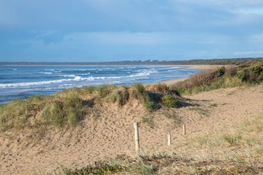 Avustralya, NSW 'nin güney kıyısındaki Shoalhaven Tepeleri' ndeki sahil ve deniz..