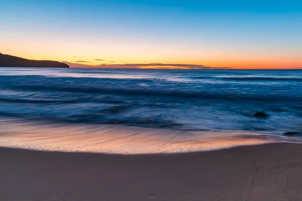 Sunrise Θαλασσογραφία Καθαρό Ουρανό Στο Killcare Beach Στην Κεντρική Ακτή — Φωτογραφία Αρχείου