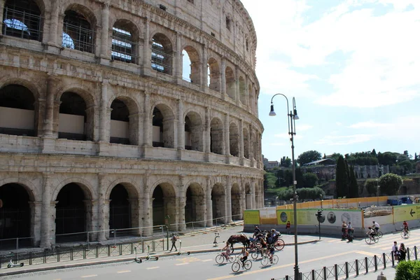 Όμορφη Θέα Του Κολοσσαίου Στη Ρώμη Ιταλία — Φωτογραφία Αρχείου