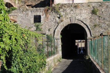 İtalya 'daki eski bracciano kalesi.