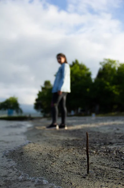 Man Walking Beach — Stock Photo, Image