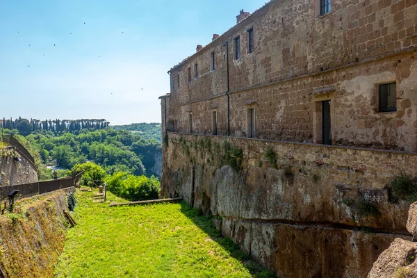 Straßen Und Gebäude Des Mittelalterlichen Städtchens Sorano Toskana Italien — Stockfoto