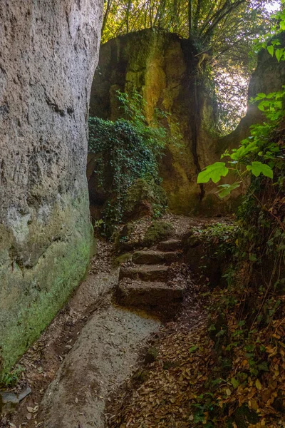 이탈리아 투스카니 남부에 있는에 트루스 문명에 울퉁불퉁 — 스톡 사진