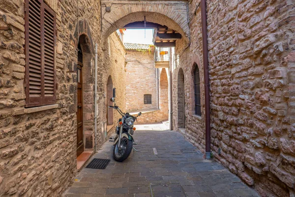 Strada Della Piccola Città Assisi Umbria Italia Una Giornata Sole — Foto Stock