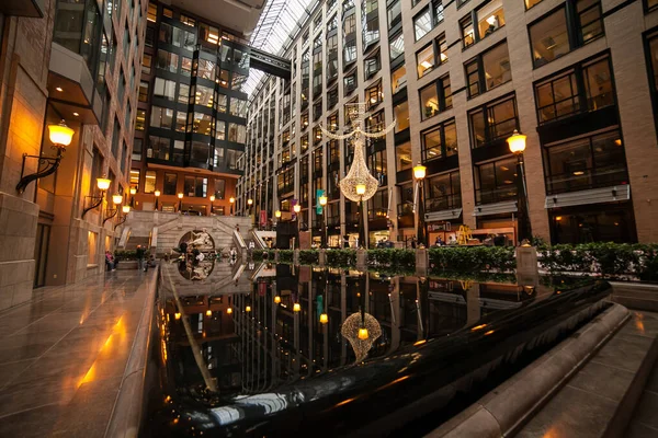 Wnętrze Centrum Handlowego Montreal Underground Quebec Kanada — Zdjęcie stockowe