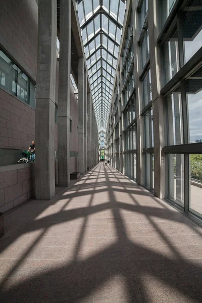 加拿大国家美术馆主要走廊 加拿大安大略省渥太华 — 图库照片