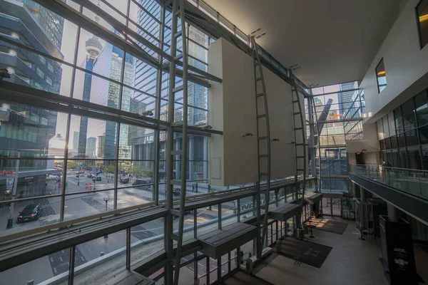 Räume Innerhalb Von Gebäuden Die Den Pfad Bilden Fußgängerweg Toronto — Stockfoto