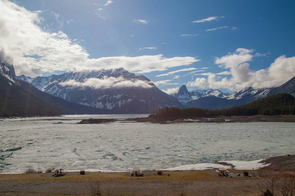 Krajobraz Górnego Jeziora Kananaskis Pobliżu Parku Narodowego Banff Alberta Kanada — Zdjęcie stockowe