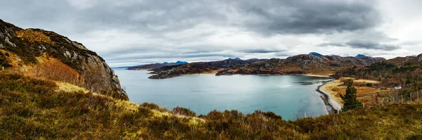 Zapierający Dech Piersiach Widok Jezioro Skaliste Góry Szkocji — Zdjęcie stockowe