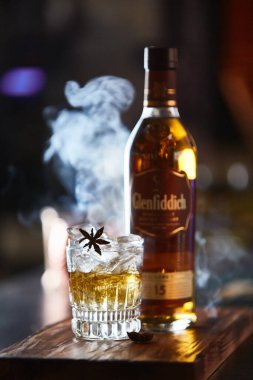 Glenfiddich Malt Skoç Viski Buzlu 15yo