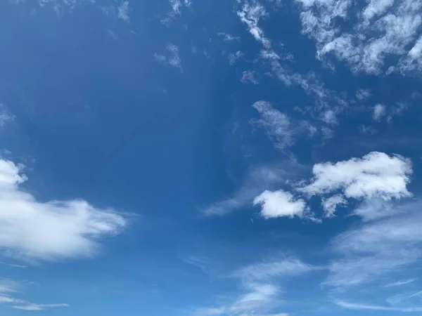 Хмара Кумулуса Страуса Фон Блакитного Неба Ep07 — стокове фото