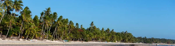 Vista Panorámica Hermosa Playa Blanca Con Palmeras Aguas Poco Profundas — Foto de Stock