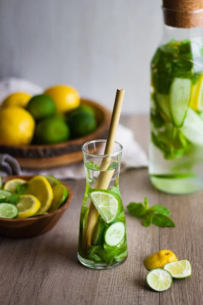 Limon, Limon, Salatalık ve Nane Detoksu