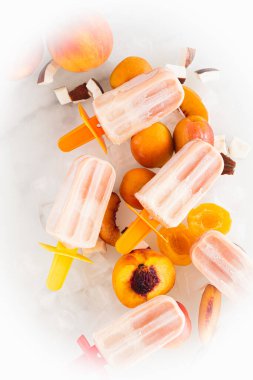 Şeftali ve kayısı Protein Dondurması