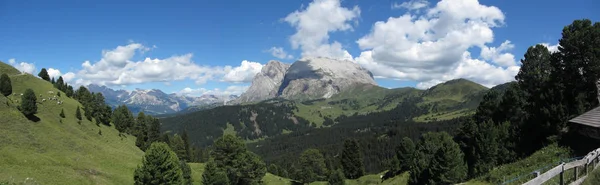Vista Panorámica Montaña Los Dolomitas Italianos Verano Tirol Del Sur —  Fotos de Stock