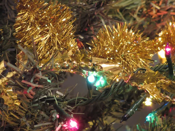 圣诞树和圣诞装饰品 — 图库照片