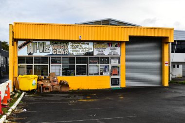 Auckland / Yeni Zelanda - 13 Haziran 2020: Rosebank sanayi bölgesinde iş görüşü