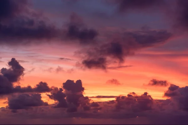 Temné Mraky Nad Mořským Horizontem — Stock fotografie