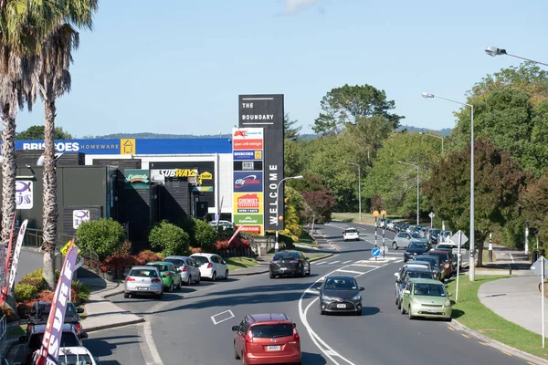 Auckland / Yeni Zelanda - 15 Mart 2020: West City alışveriş merkezi manzarası