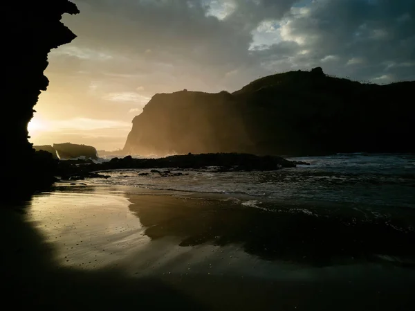 Piha Gap 'in gece yarısı görüntüsü