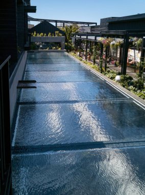 Auckland / Yeni Zelanda - 28 Aralık 2019: Westfield Newmarket Alışveriş Merkezi 'nin iç görünümü