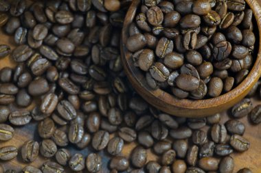 Kavrulmuş kahve çekirdekleri arkaplan olarak kullanılabilir.