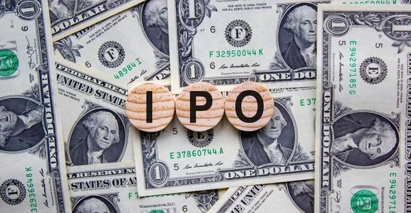 Понятие Ipo Первоначальное Публичное Предложение Кругах Прекрасном Фоне Долларовых Купюр — стоковое фото