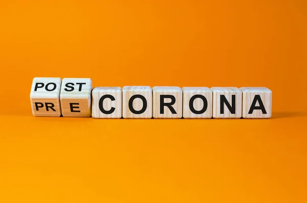 큐브를 Pre Corona Post Corona 바꾼다 Covid 세계적 전염병 개념이다 — 스톡 사진