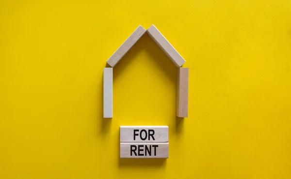 Model Van Een Houten Huis Woorden Huur Houten Blokken Begrepen — Stockfoto