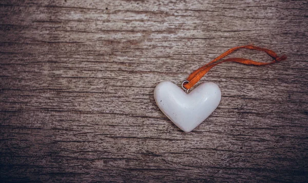 White Heart Old Wooden Texture Background World Humanitarian Day Concept — Stock Photo, Image