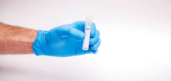 Wirus Korony Laboratorium Naukowiec Trzymać Ręku Test Lub Szczepionkę Nowa — Zdjęcie stockowe