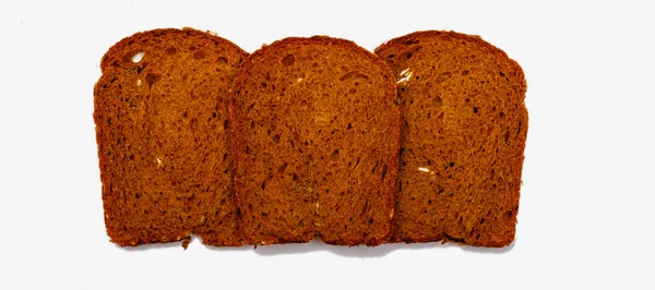 Świeżo Krojony Chleb Wieloziarnisty Izolowany Białym Tle — Zdjęcie stockowe