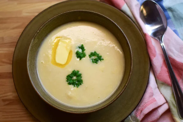 Creamy Cauliflower Soup Cream Butter Decorated Decorative Parsley Leaves Modern — Stock Photo, Image