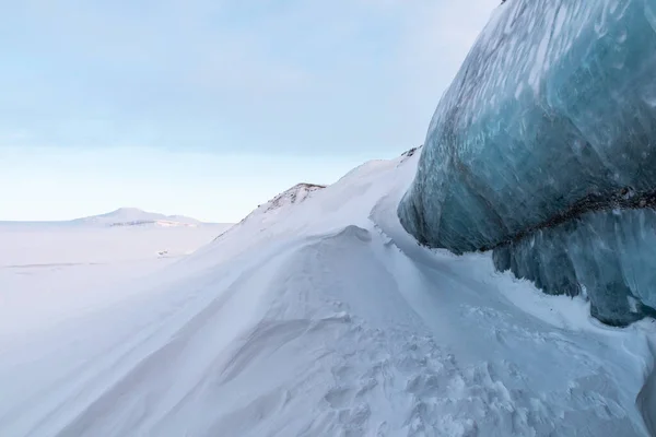 Gelo Geleira Svalbard Rodeado Neve — Fotografia de Stock