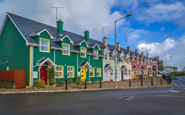 Kolorowe Domy Tarasowe Irlandia — Zdjęcie stockowe