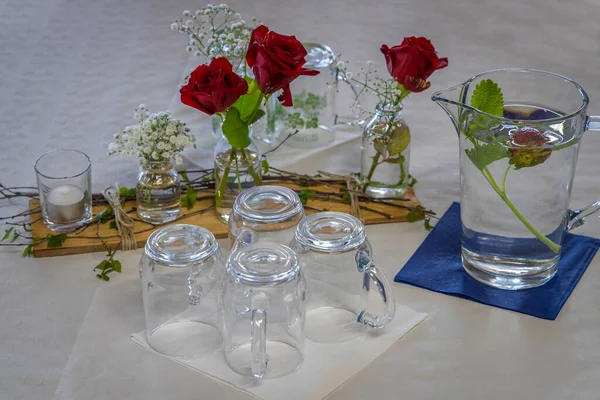 Mesa Boda Con Flores Vasos — Foto de Stock