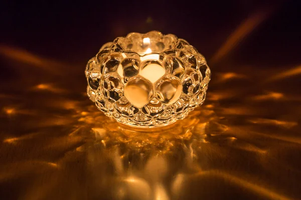 Lumière Bougie Sur Table Une Bougie Dans Verre Rond — Photo