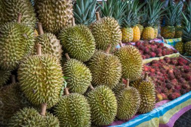 Filipinler 'deki Durian' dan güçlü bir koku.