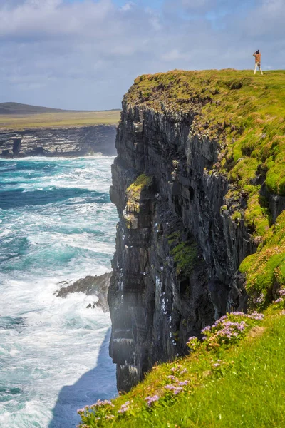 素晴らしい自然と壮大な場所でループヘッドライトハウス Coclare Ireland — ストック写真