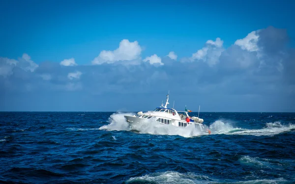 Viagem Barco Doolin Para Falésias Espetaculares Moher County Clare Irlanda — Fotografia de Stock