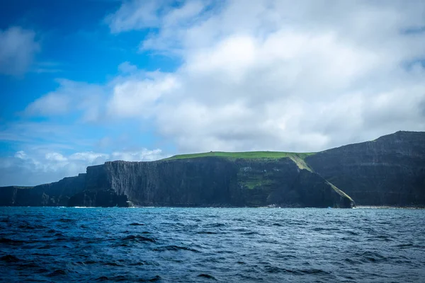 Rejs Statkiem Doolin Spektakularnych Klifów Moher Hrabstwie Clare Irlandia — Zdjęcie stockowe